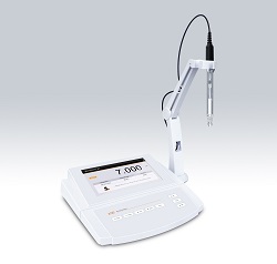 pH meters (table model) 